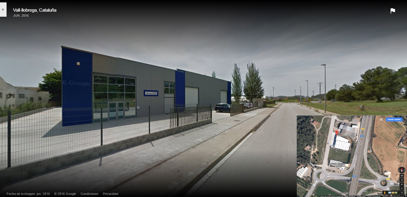 Fábrica de akrocard: 3000m2 destinados a la producción y fabricación de tarjetas plásticas en Vall-llobrega, Girona. 
