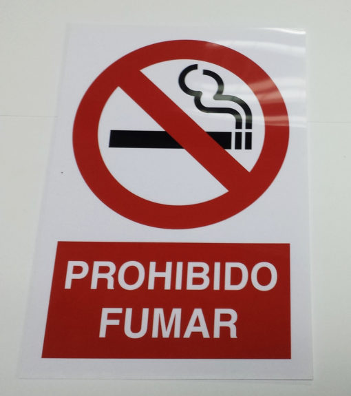 cartel de prohibido fumar en pvc